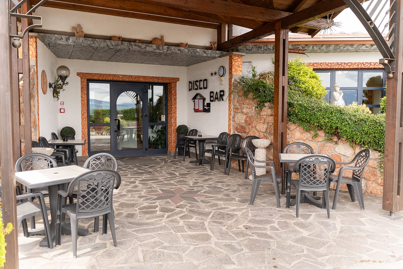 Hotel Ristorante Scoiattolo Hotel Ristorante Scoiattolo