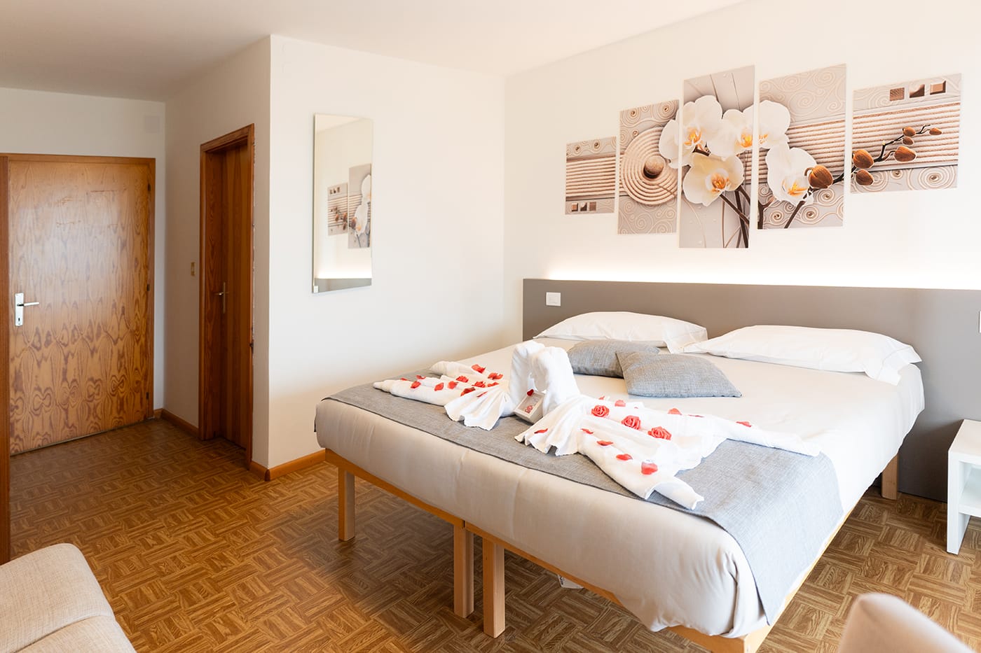 Hotel Ristorante Scoiattolo Hotel Ristorante Scoiattolo