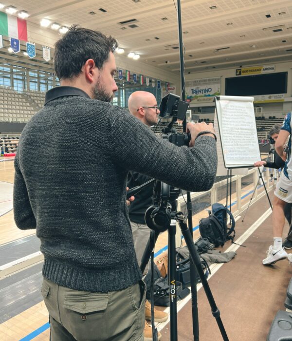 Una fragile chiave di carta Una fragile chiave di carta